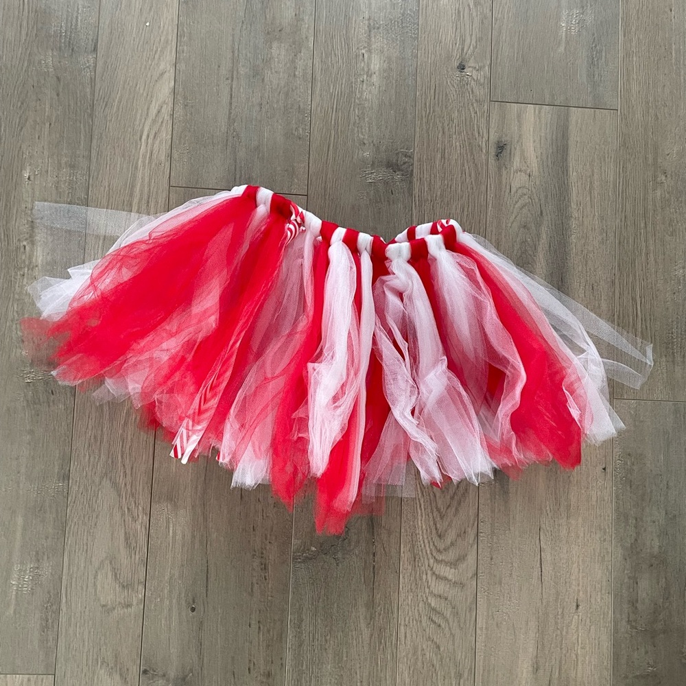 Fun Candy Cane Red & White Tool ‘Skirt’